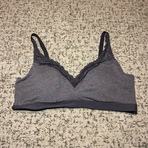 Torrid Curve Gray Floral Laced Padded Seamless Bralette Size 1X - Picture 1 of 7